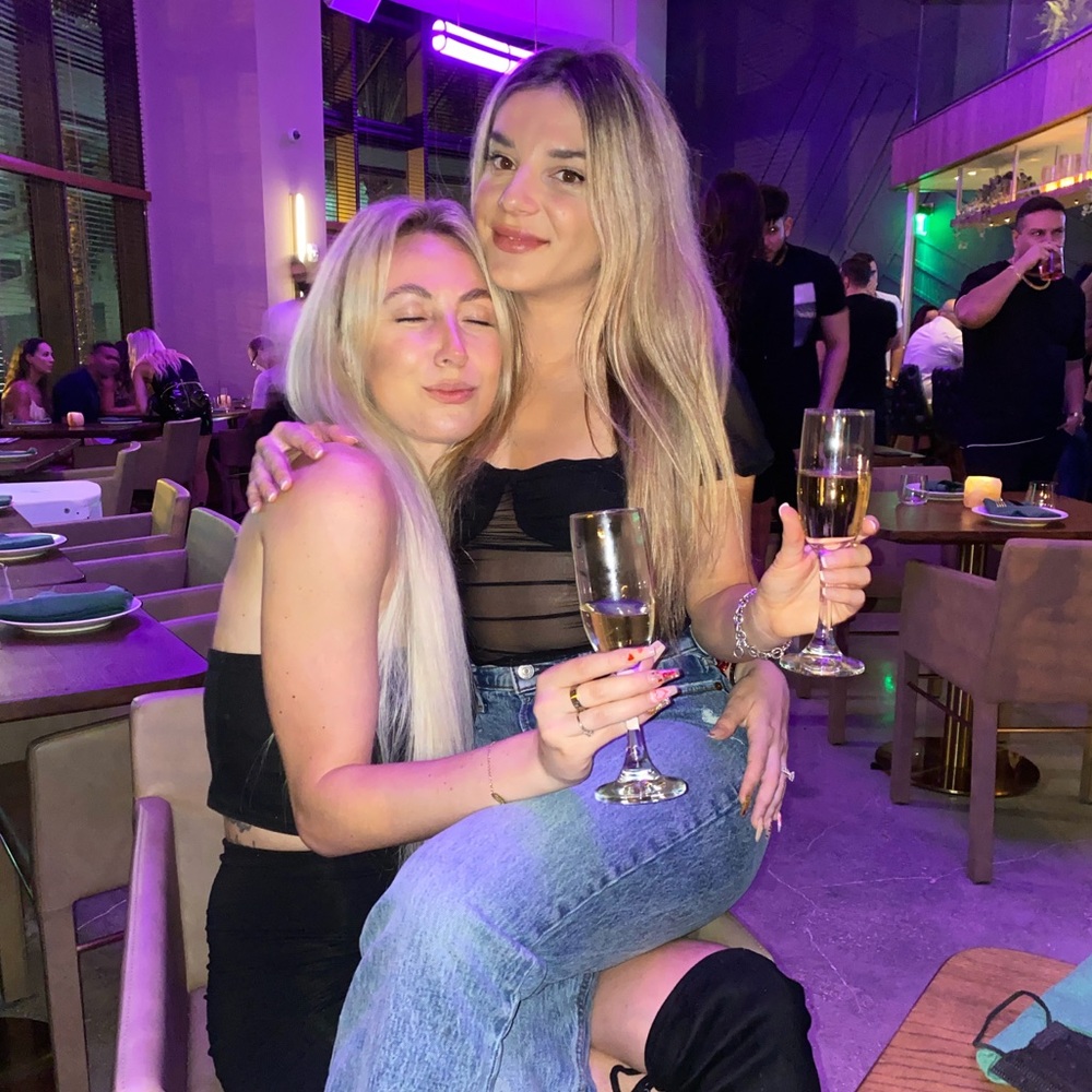 Welcome to my closet 💙